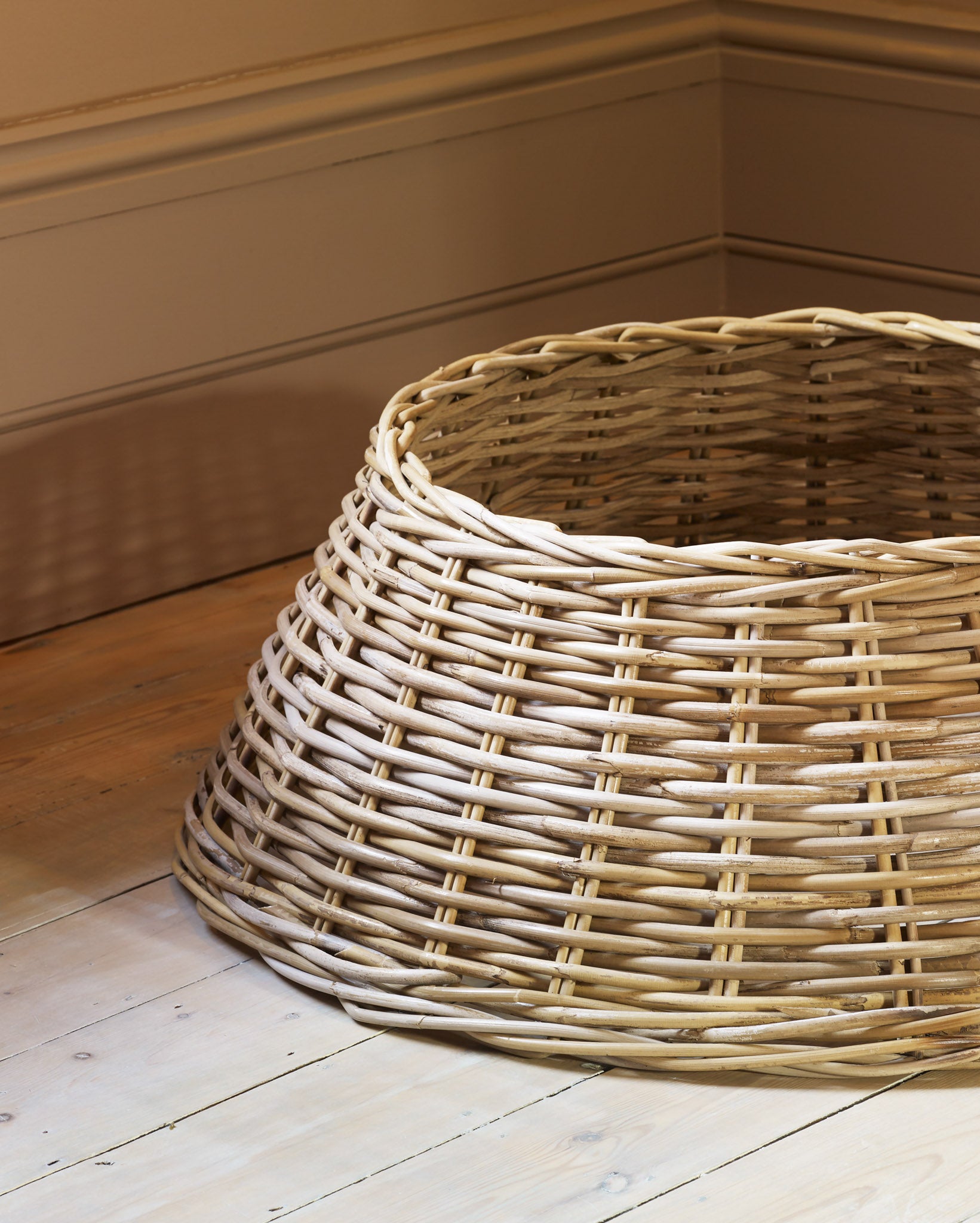 Rattan Christmas Tree Skirt Soto Gardens